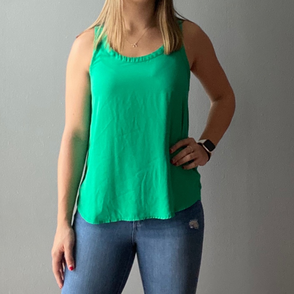 Green Versatile Tank